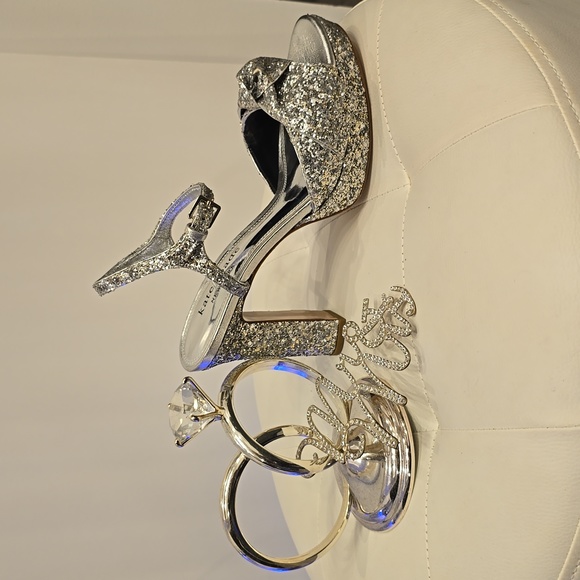 KATE Spade Glitter Miya Silver Cinderella 8 Sandals Heels Rhinestone Shoes NEW - Picture 12 of 13